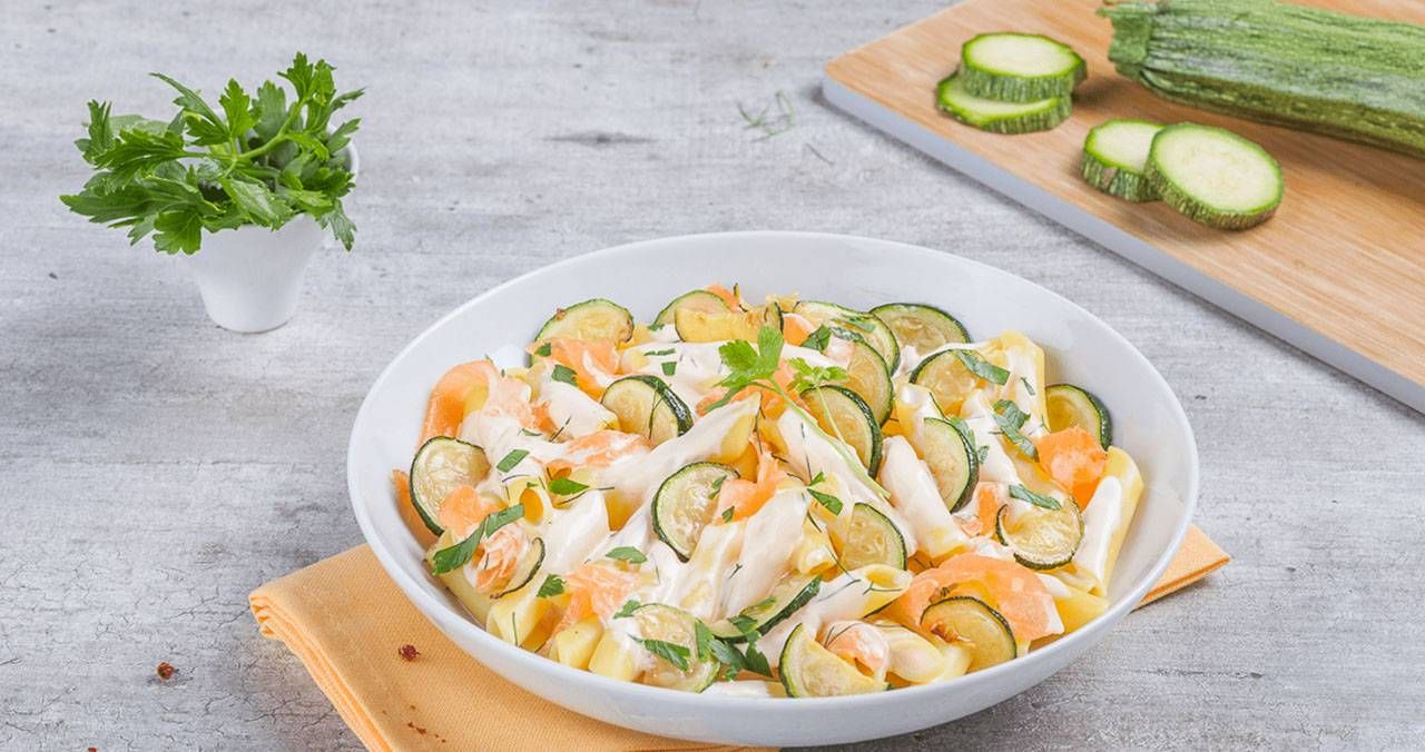 penne-al-salmone-zucchine