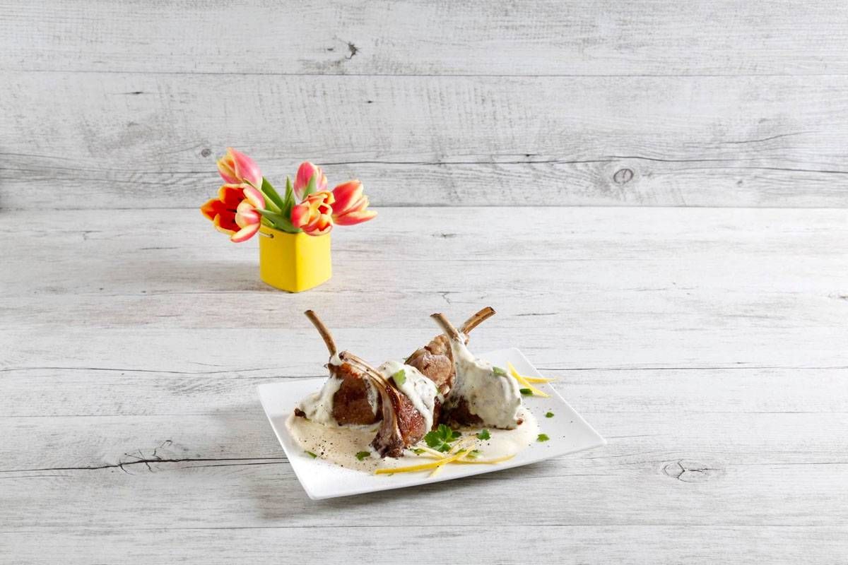 scottadito-di-agnello-con-limone-prezzemolo-e-menta