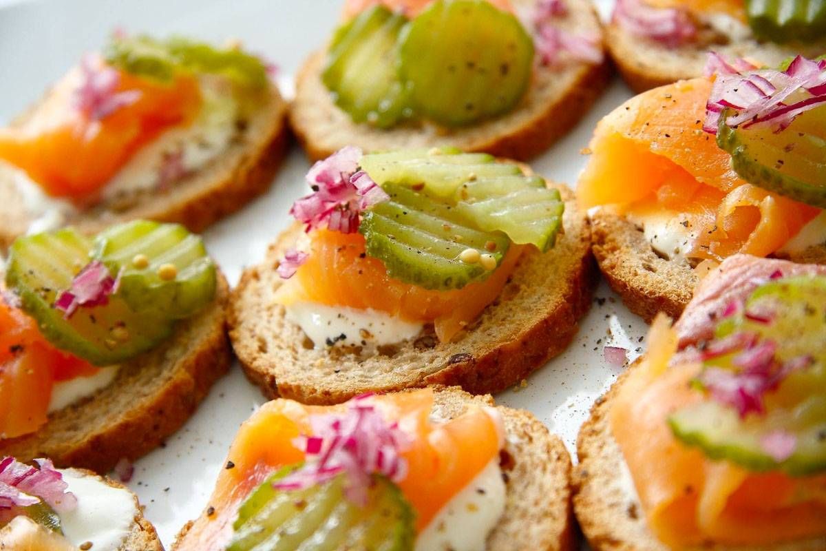 crostini-panna-salmone-cetriolini-2