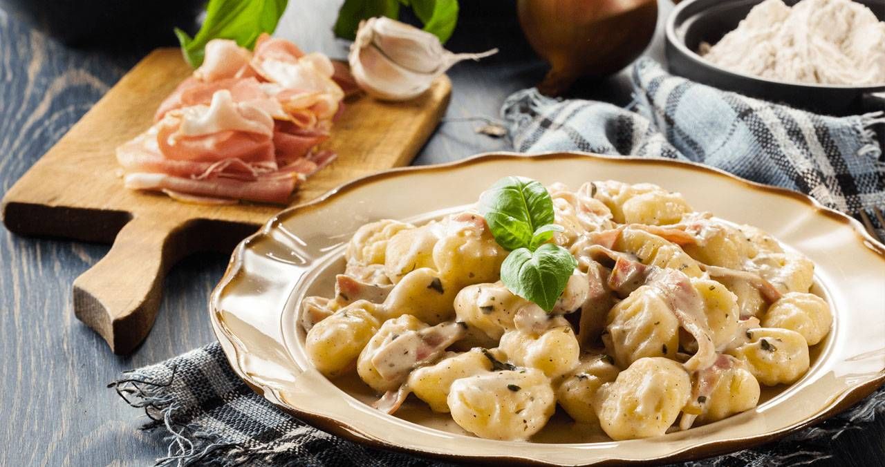 gnocchi-radicchio-speck-noci