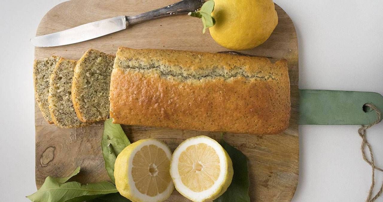 plumcake al limone e semi di papavero