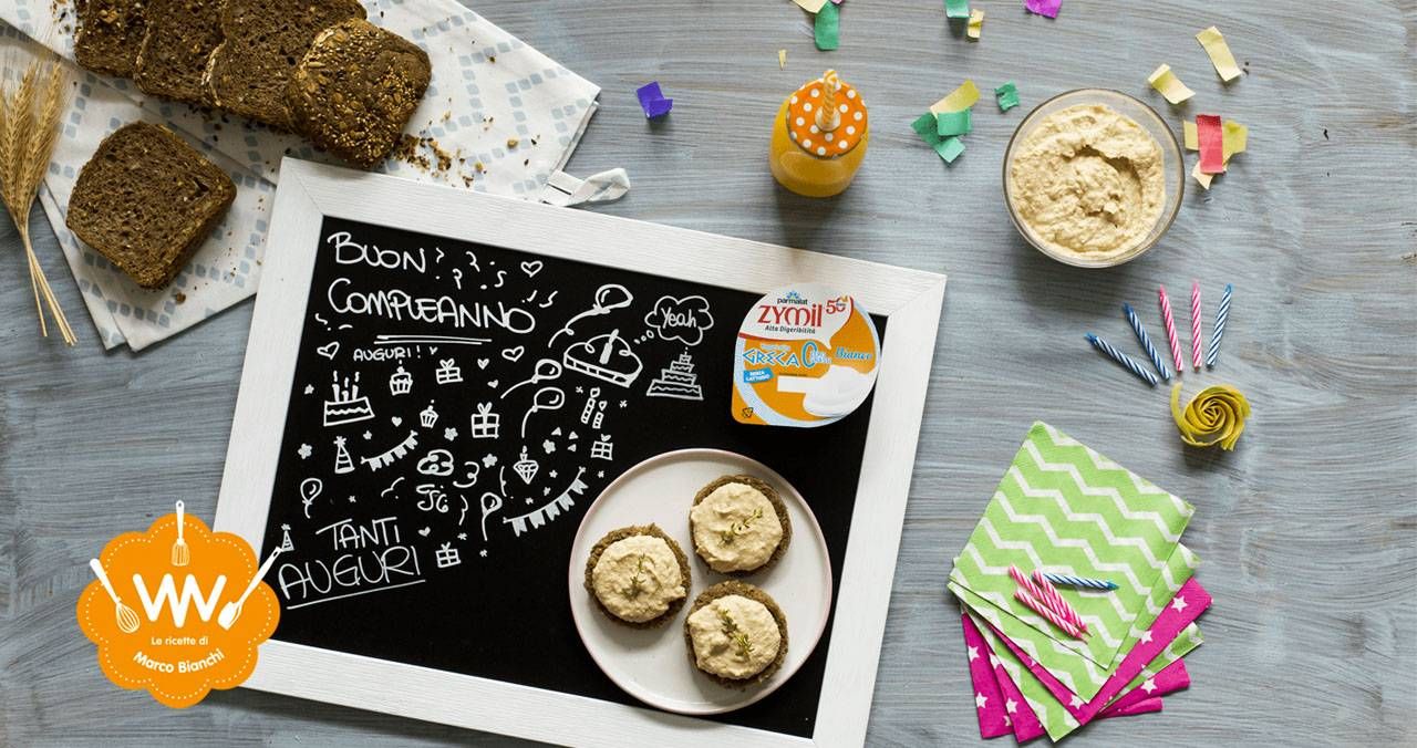 tartine-con-spuma-di-ceci-e-yogurt